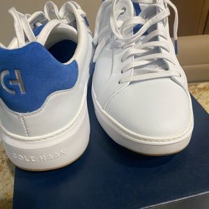 Cole Haan Sneaker